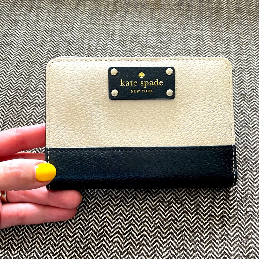 Kate Spade Wellesley Tellie Bifold Wallet